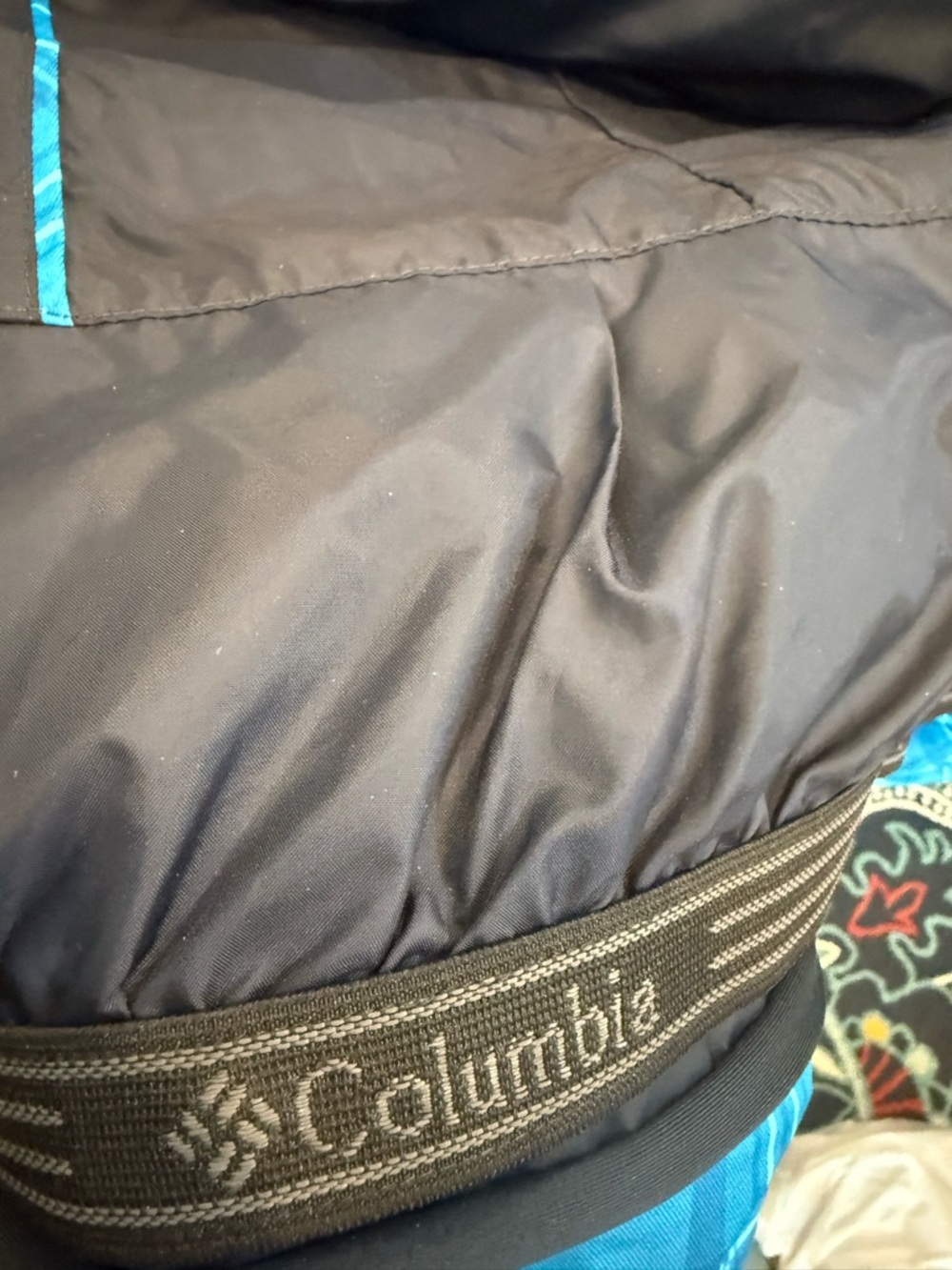 Columbia Blue Plaid Hooded ski jacket. - Picture 9 of 11